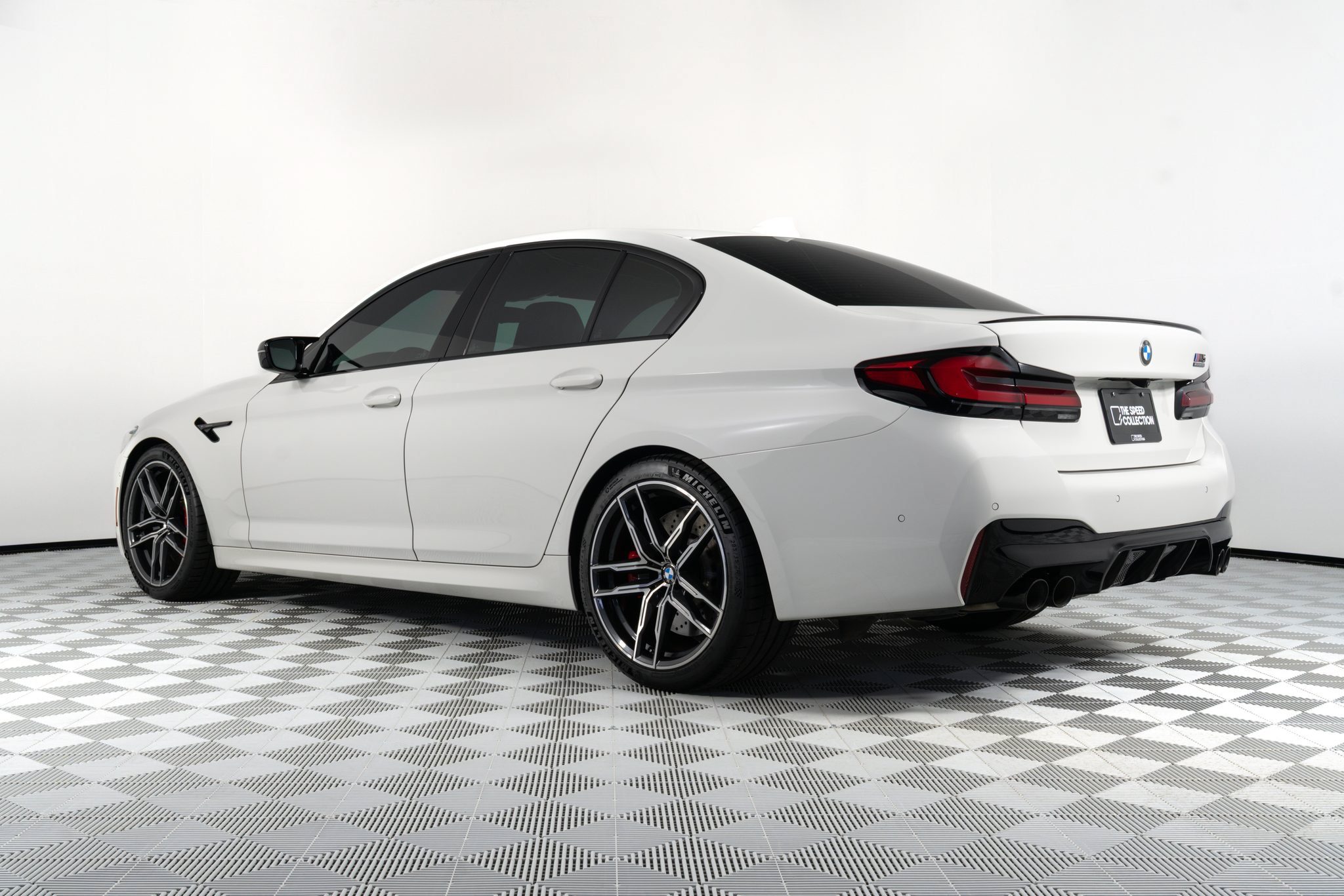Used 2023 BMW M5 w/ Competition Package AWD/4WD image 2