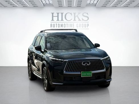 New 2026 INFINITI QX60 Luxe w/ Family Package image 3
