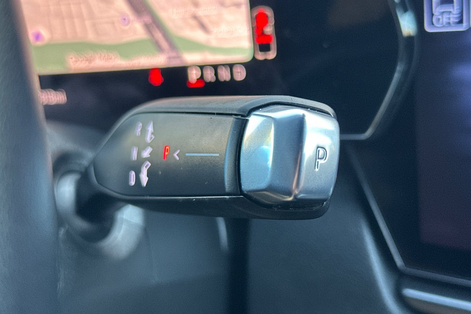 Used 2024 Chevrolet Equinox EV RS FWD image 33