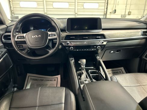 Used 2022 Kia Telluride EX AWD/4WD image 4