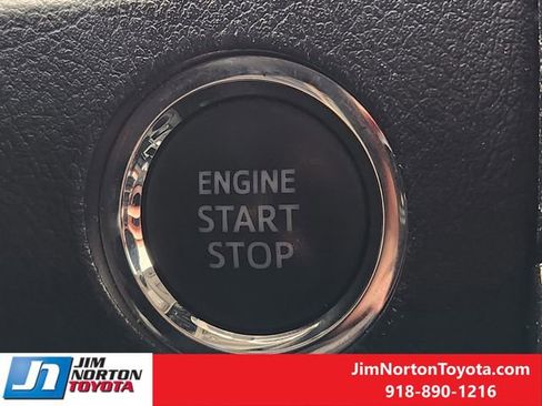 Used 2021 Toyota 4Runner TRD Off-Road Premium image 23