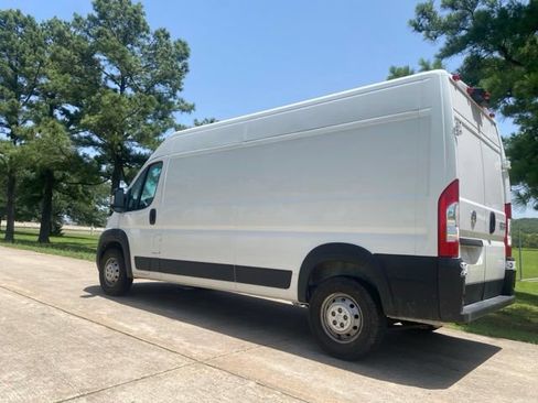 Used 2023 RAM ProMaster 2500 FWD image 5