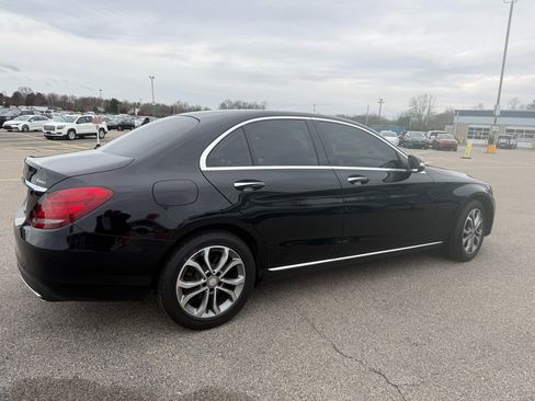 Used 2015 Mercedes-Benz C 300 4MATIC Sedan w/ Multimedia Package image 4