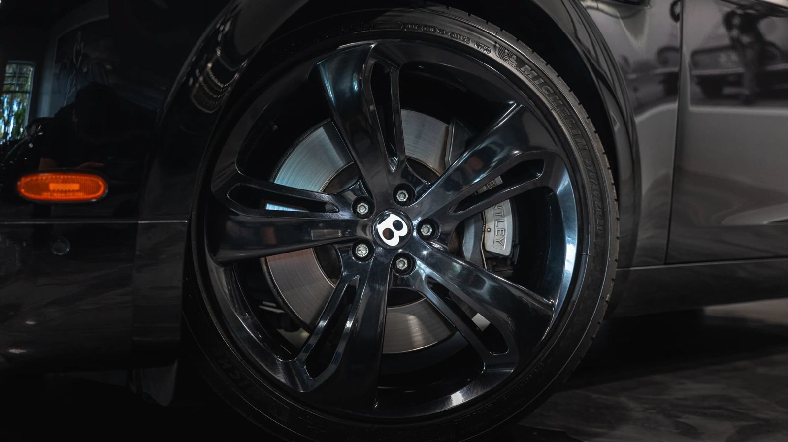 Used 2018 Bentley Flying Spur S W12 AWD/4WD image 5