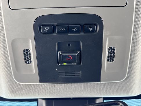 Used 2024 Toyota Camry XSE image 9