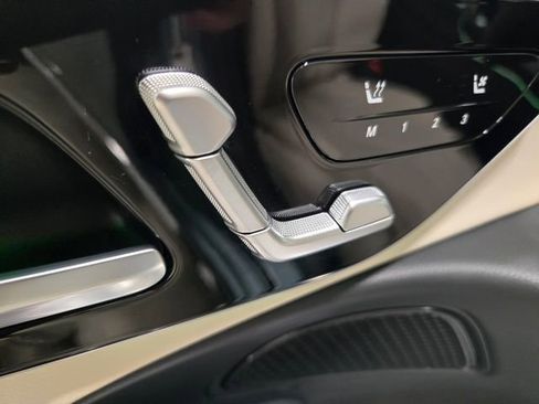 New 2026 Mercedes-Benz E 450 4MATIC Sedan image 12