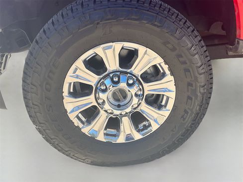 Used 2019 Ford F350 XLT w/ XLT Premium Package image 29