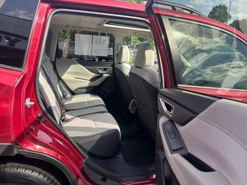 Certified 2024 Subaru Forester Premium AWD/4WD image 41