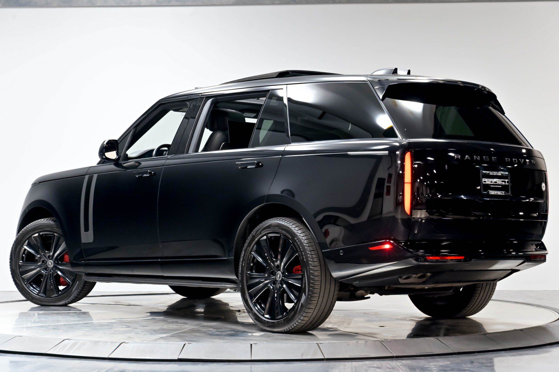 Used 2023 Land Rover Range Rover LWB SV Autobiography AWD/4WD image 64