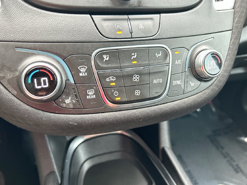 Used 2024 Chevrolet Malibu LT FWD image 23