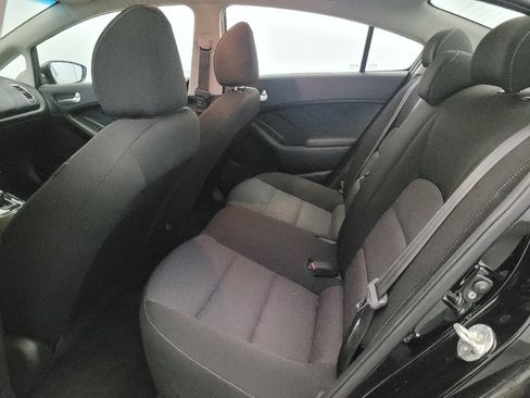 Used 2017 Kia Forte LX FWD image 18