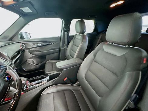 Used 2022 Chevrolet TrailBlazer RS FWD image 20