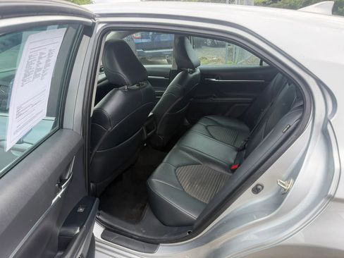 Used 2019 Toyota Camry SE FWD image 27