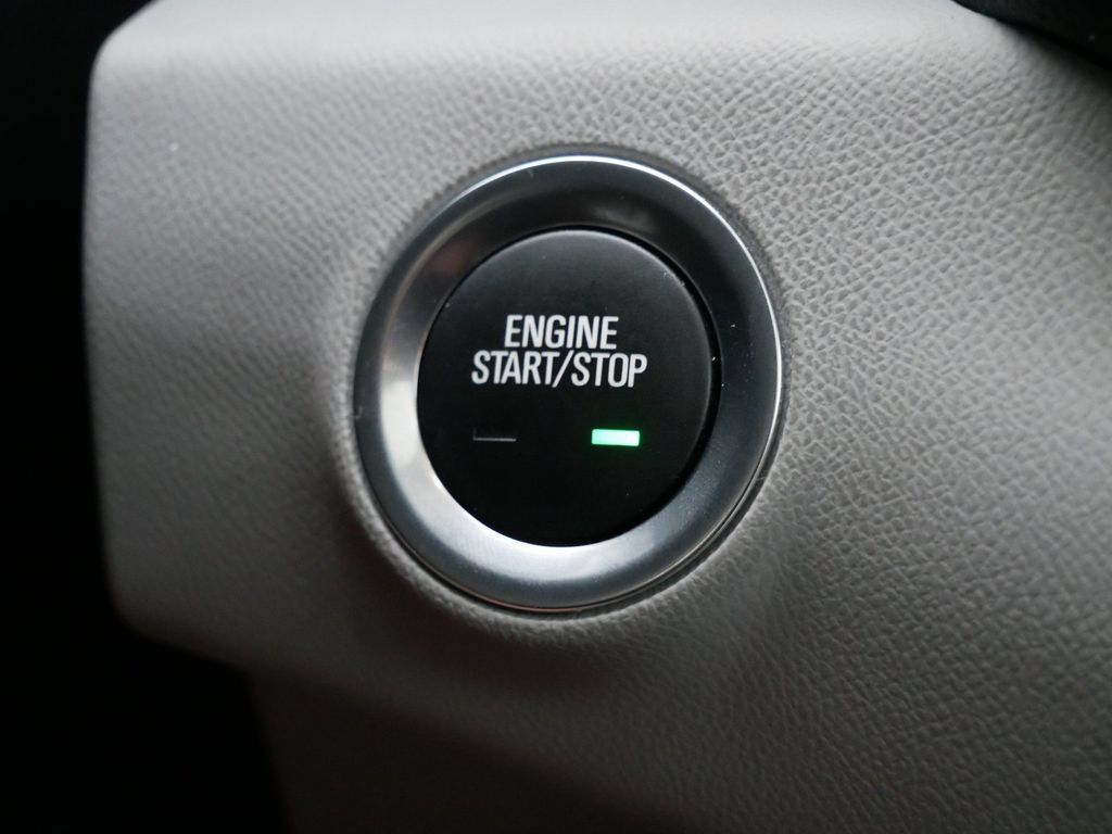 Used 2023 GMC Terrain SLT w/ Infotainment Package II AWD/4WD image 26