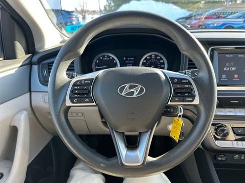 Used 2019 Hyundai Sonata SE image 17