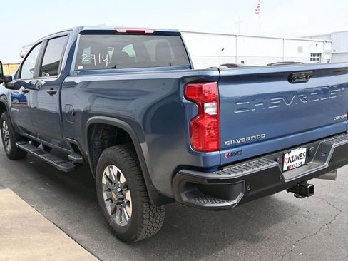 New 2026 Chevrolet Silverado 2500 Custom w/ Custom Value Package AWD/4WD image 10