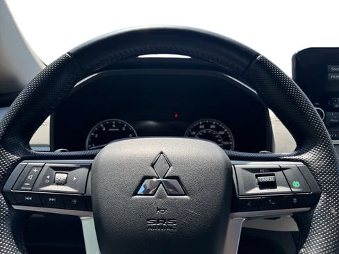 Used 2022 Mitsubishi Outlander SEL AWD/4WD image 19