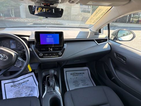 Used 2024 Toyota Corolla LE FWD image 14