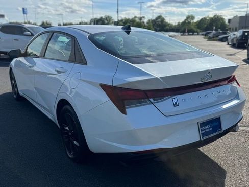 Used 2021 Hyundai Elantra SEL FWD image 7