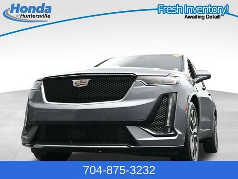 Used 2022 Cadillac XT6 Sport w/ Technology Package AWD/4WD image 23