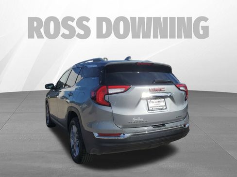 Used 2024 GMC Terrain SLT image 6