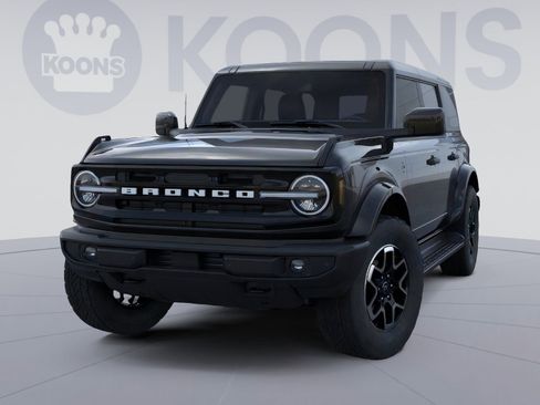 New 2026 Ford Bronco Outer Banks image 2
