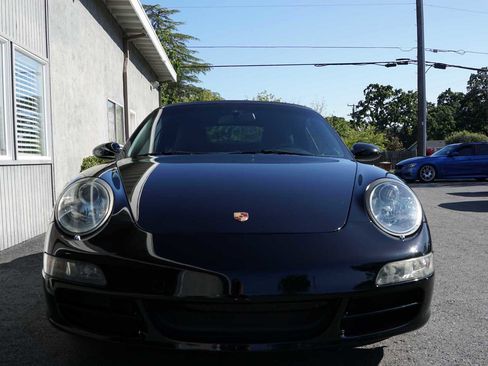 Used 2006 Porsche 911 Carrera 4 image 6
