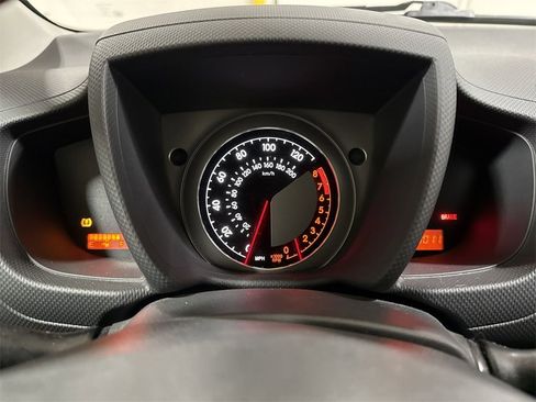 Used 2008 Scion xD image 12