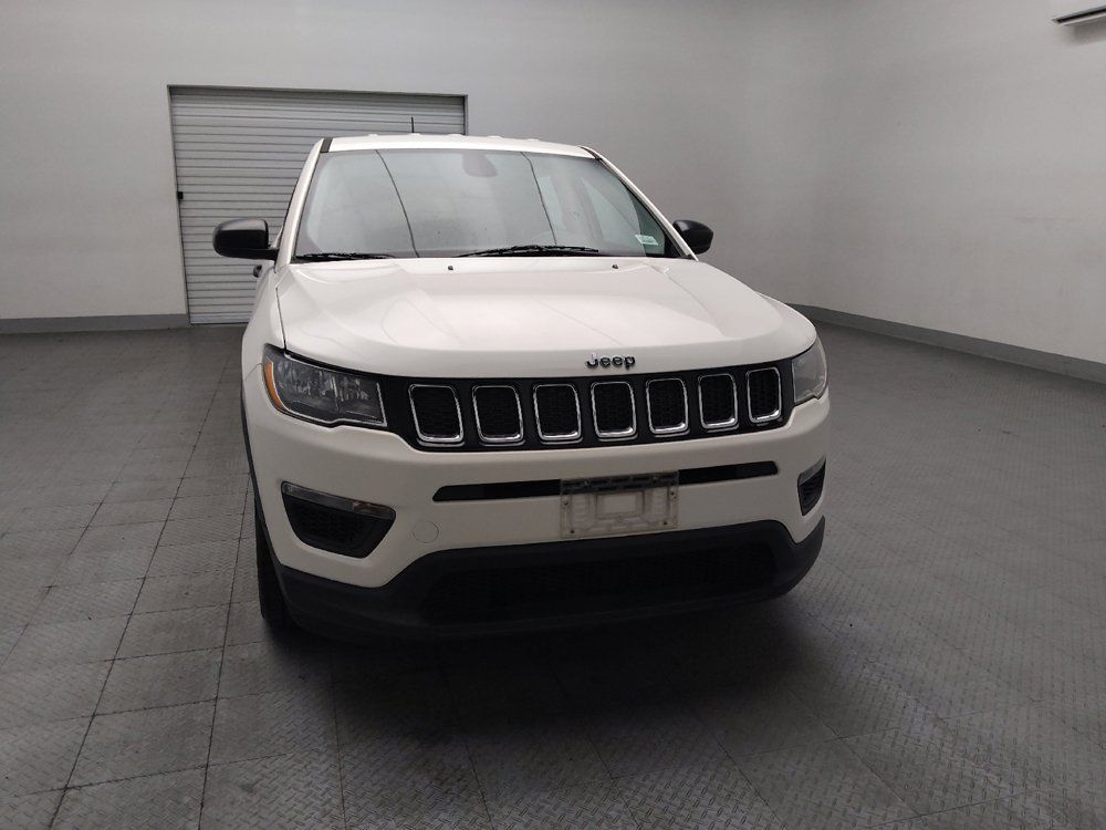 Used 2018 Jeep Compass Sport FWD image 14