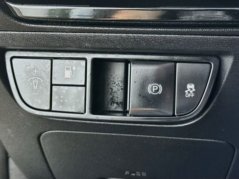Used 2024 Kia EV6 Light AWD/4WD image 13
