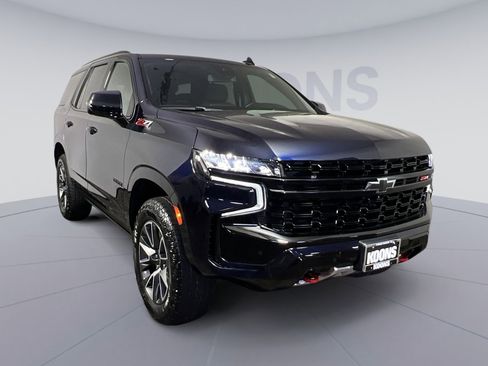 Used 2024 Chevrolet Tahoe Z71 w/ Z71 Off-Road Package AWD/4WD image 2