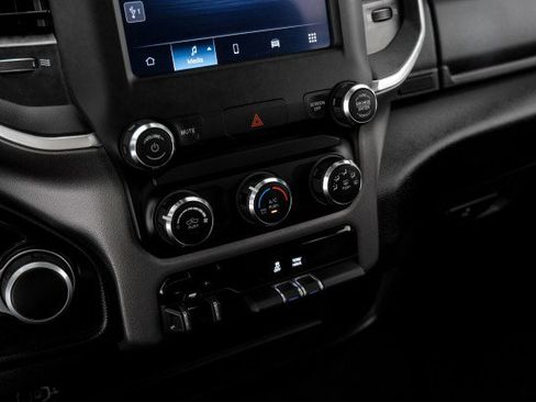 Used 2024 RAM 2500 Big Horn w/ Bed Utility Group image 25