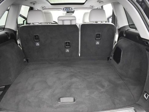 Used 2023 Jeep Grand Cherokee Overland AWD/4WD image 12
