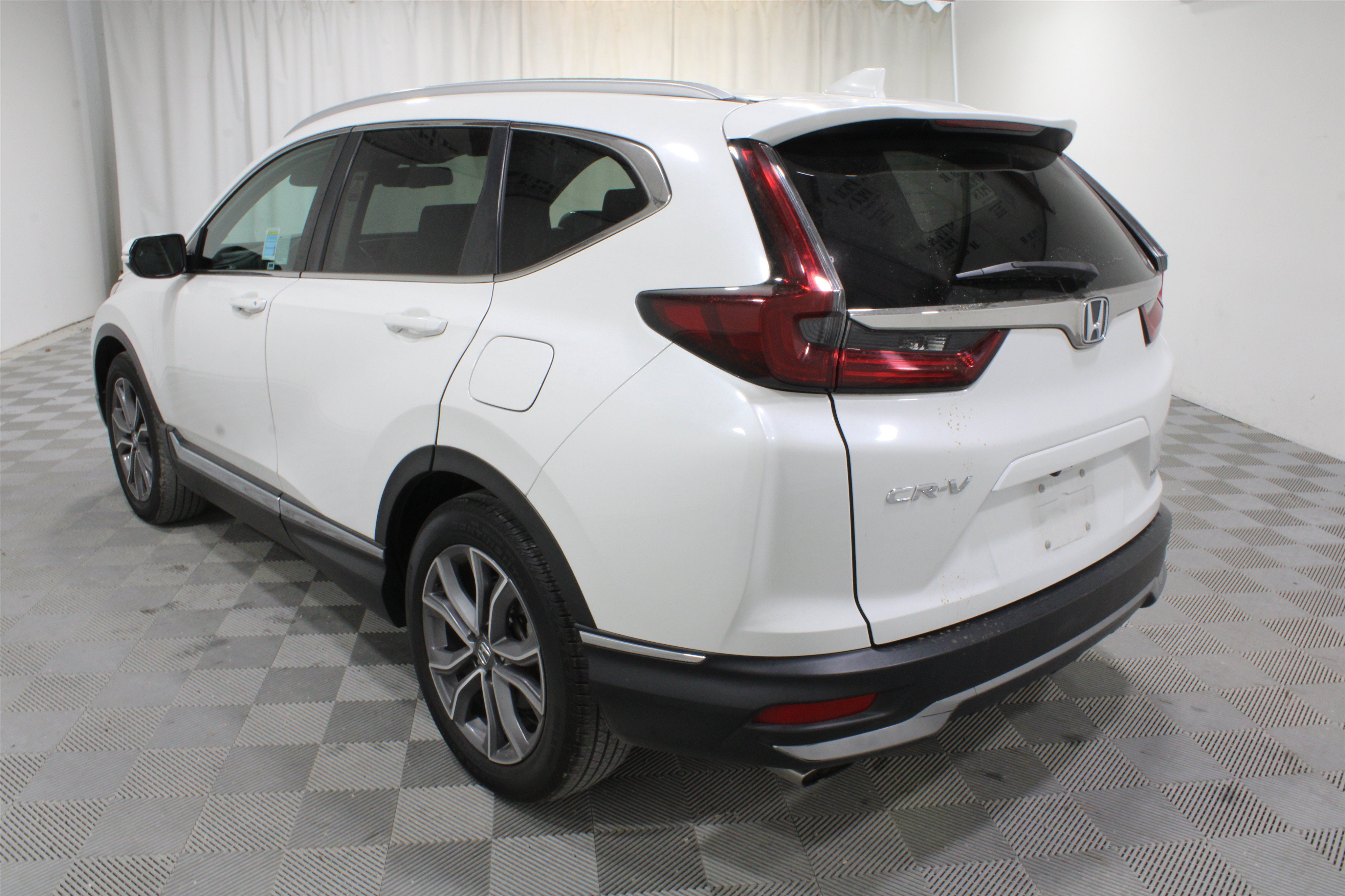 Used 2021 Honda CR-V Touring image 28