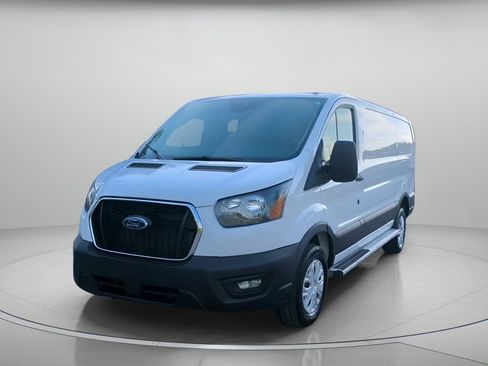 Used 2024 Ford Transit 250 Low Roof w/ Exterior Upgrade Package RWD image 8