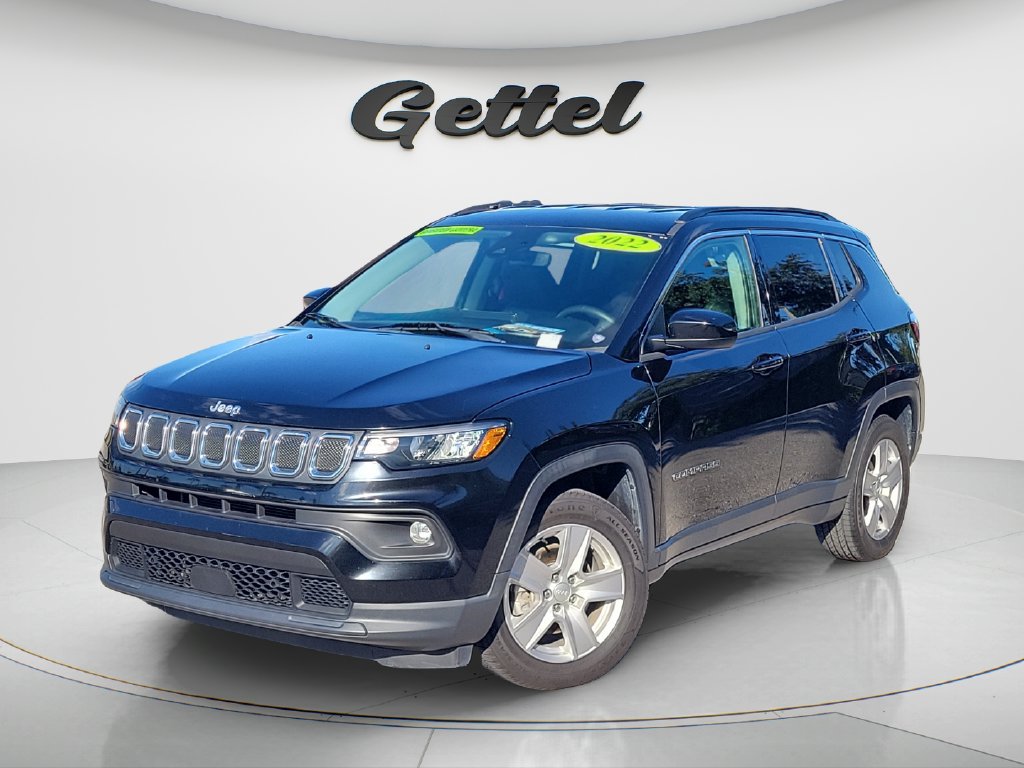 Used 2022 Jeep Compass Latitude FWD image 1