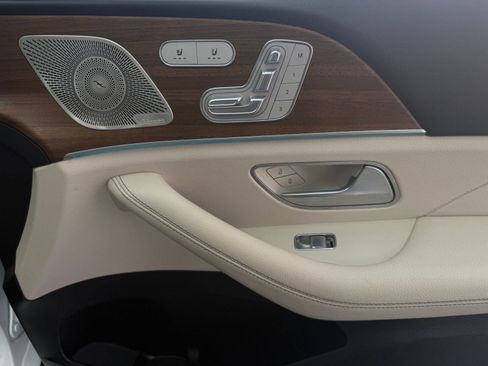 Certified 2023 Mercedes-Benz GLS 450 4MATIC image 23