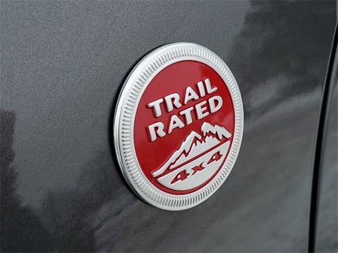 Used 2020 Jeep Cherokee Trailhawk w/ Cold Weather Group image 6