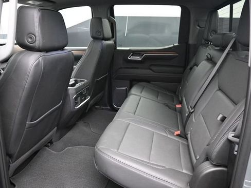 Used 2024 GMC Sierra 1500 Denali w/ Technology Package AWD/4WD image 19