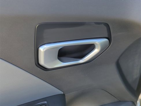 New 2025 Kia K4 LXS image 19