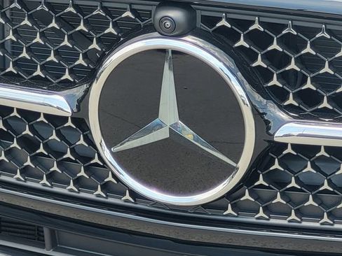 Used 2025 Mercedes-Benz C 300 4MATIC Sedan image 43