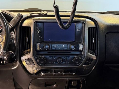 Used 2015 Chevrolet Silverado 1500 LT w/ Custom Sport Edition image 22