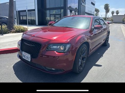 Used 2022 Chrysler 300 S RWD image 1