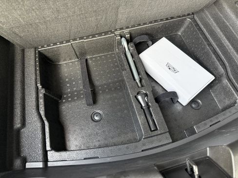 Used 2022 Cadillac CT4 Premium Luxury image 35