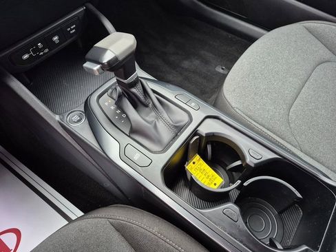 Used 2025 Kia K4 LX image 18