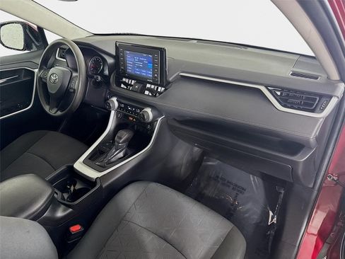 Used 2021 Toyota RAV4 XLE FWD image 27