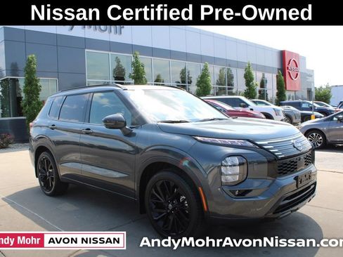 Used 2026 Nissan Rogue Platinum w/ Family Package AWD/4WD image 1