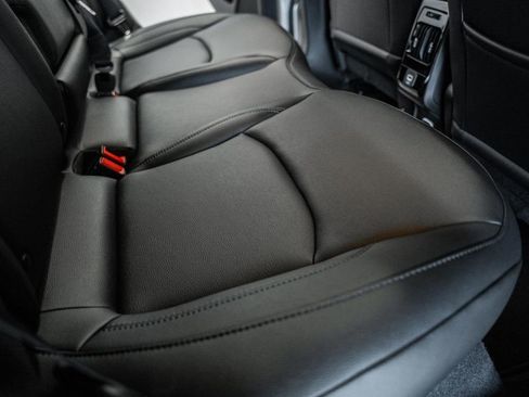 New 2025 Jeep Compass Limited w/ Sun & Sound Group image 28