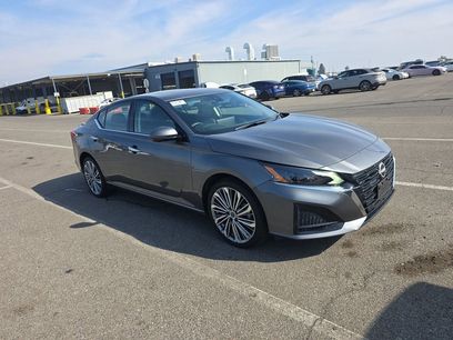 Used 2024 Nissan Altima 2.5 SL