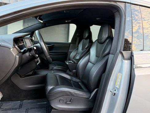 Used 2017 Tesla Model X 100D image 18